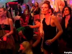 Grote lul, Blond, Pijpbeurt, Bruinharig, Lul, Hardcore, Zoenen, Swinger