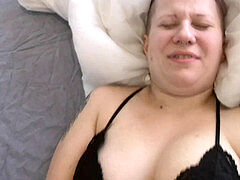 Grosse bite, Éjaculer dans la bouche