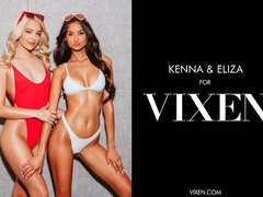 Blondynka, Obciąganie, Styl na pieska, Kobiety mężczyzna, Ogolona, Nastolatki, Trójkąt, Cycki