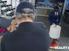 금발의, 오랄섹스, 랑제리, 나이든, 밀프, 엄마, 스타킹, 문신