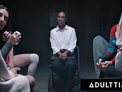 Pik sutte, Dobbelt penetration, Brækfornemmelse, Hårdt, Realitet, Trekant, Bryster