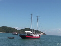 Anal, Babe, Brunette, Komme i munden, Dobbelt penetration, Naturlige bryster, Udendørs, Bryster