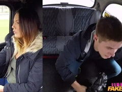 Blasen, Hundestellung, Frau, Handjob, Im freien, Pov, Muschi, Titten