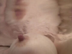 Leie, Asiatisch, Grosse titten, Blasen, Vollbusig, Japanische massage, Reif, Ablutschen