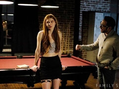 Stor kuk, Avsugning, Doggystyle, Hårig, Naturliga tuttar, Mager, Tonåring, Tuttar