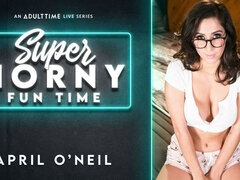 Amatorka, Duże cycki, Brunetka, Puszysta, Palcówka, Włochaty, Solo, Kamerka internetowa