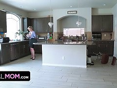 Velik kurac, Velike joške, Blondinka, Fafanje, Evinja, Zrela, Milf, Kričal