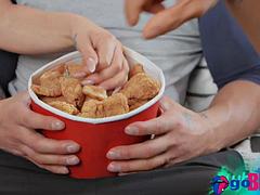 Anal, Bisexuelle, Sucer une bite, Homosexuelle, Branlette thaïlandaise, Lingerie, Massage, Plan cul à trois