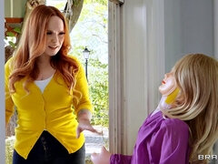 Blondinka, Fafanje, Doggystyle, Dress, Dekle drka tiča, Kuhinja, Zunaj, Tetovaže