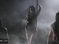 Bondage, Rjavolaska, Rogonosec, Globoko grlo, Doggystyle, Lizanje, Grobo, Voajer