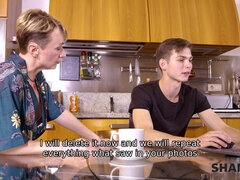 Blond, Stel, Keuken, Rijpe lesbienne, Moeder die ik wil neuken, Russisch, Kort haar, Tieten likken