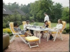 Anális szex, Fürdőszoba, Tekintélyes didik, Cumizás, Ondó fröcskölés, Érett feleség, Természetes mellek, Pornósztárok