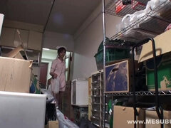 Большая жопа, Большие сиськи, Брюнетки, Зрелые, Милф, Натуральные сиськи, Молоденькие, Сиськи