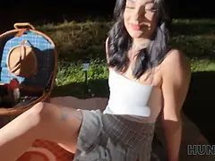 Hunt4k. sexy thin dark haired doesn’t care about her boyfriend and is giving a Sloppy Blowjob to a stranger