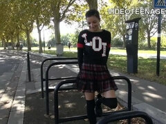 Amateur, Brunette brune, Européenne, Hd, Masturbation, De plein air, Se déshabiller, Adolescente