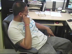 Amateur, Asiatique, Sucer une bite, Tir de sperme, Première fois, Branlette thaïlandaise, Masturbation, Bureau