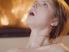 Anális szex, Popó, Szőke, Pár, Olaj, Tetkó, Begyek, Nedves