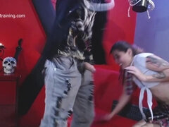 Devoter Freundin vor der Webcam den Arsch versohlt - Amateur Kinky BDSM Sex