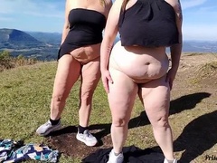 Velika rit, Razkazovanje jošk v javnosti, Hd, Mama, Zunaj, V javnosti, Mačeha, Voajer