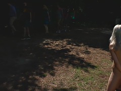 Красотки, Садо мазо, Большой член, Затыкание рта, Группа, На природе, Развязные, Сосущие