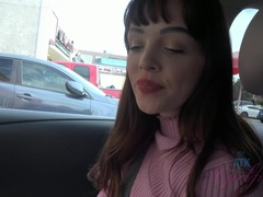 Sucer une bite, Brunette brune, Doigter, Orgasme, Chatte, Fumer, Nénés, Voyeur