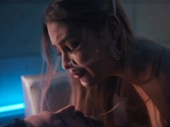 Nana, Gros cul, Blonde, Sucer une bite, Queue, Rasée