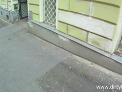 Pik sutte, Brunette, Briller, Håndjob, Imellem racer, Pov, Teenager