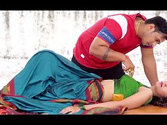 Amatőr, Szépség, Indiai, Csókolózás, Szabadban, Filigrán alkatú, Tetkó, Begyek