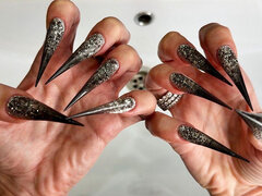 Long Claws - My New Shape, Long Nails with Long Fingers