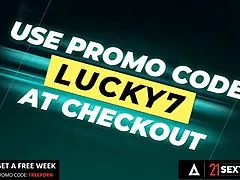 큰 가슴, 금발의, 오랄섹스, 깊은목구멍, 도기스타일, 발 페티쉬, 대단히, 괴물