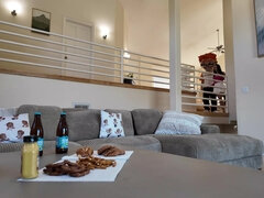 Veľké kozy, Prsnatá, Footjob, Nemecké, Honění, Masturbácia, Drobunké, Jazdectvo