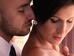 Kisbaba, Hatalmas hátsó, Gesztenyebarna