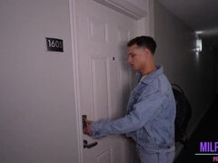 엉덩이, 흑갈색 머리, 가슴이 큰, 도기스타일, 밀프, 괴물, 타는, 젖가슴