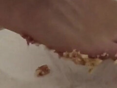 Blond, Fetisj, Eten, Voeten fetish, Rijpe lesbienne, Alleen