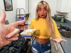 Gros cul, Gros seins, Blonde, Sucer une bite, En levrette, Pov, Maigrichonne, Adolescente