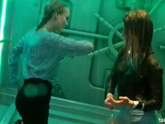 Loiroa, Boneca, Lésbica, Orgia, Ducha chuveiro, Pornô leve, Swingers, Molhadoa