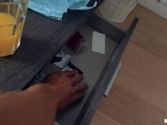 Ερασιτέχνης, Ξανθιά, Απιστία, Ευρωπαίος, Αυνανισμός, Φυσικά βυζιά, Πρώτου προσώπου, Μουνί