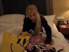 Amatéři, Blondýna, Creampie, Táta, Footjob, Přítelkyně, Pička, Odstraňování