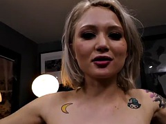 Ερασιτέχνης, Μεγάλος πούτσος, Μαλακία, Καβάλημα, Ρουφώντας, Τατουάζ, Έφηβος, Βυζιά