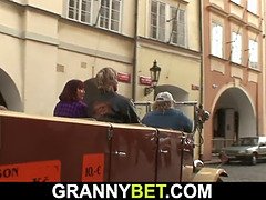 Pompino, Cougar, Gola profonda, Masturbazione, Matura, Mamma, Matrigna, Calze