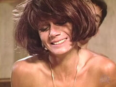 Szőke, Gesztenyebarna, Klasszikus, Nyalás, Érett koros, Érett feleség, Szopás, Régebbi évjáratú pornó