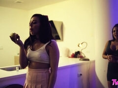 Cul, Bottes, Robe, Doigter, Embrassement, Cuir, Seins naturels, Chatte