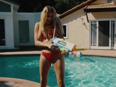 Duży tyłek, Chłopak, Para, Emo, Całować, Basen, Rzeczywistość, Nastolatki