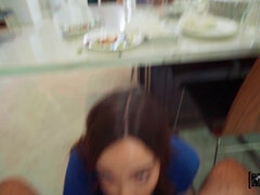 18, Amatör, Avsugning, Brunett, Slick, Pov, Offentlig, Tonåring