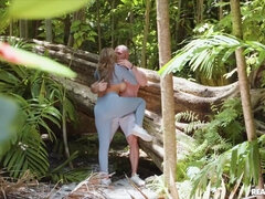 Tyłek, Duży tyłek, Obciąganie, Kutas, Hardcore, Na wolnym powietrzu, Cipka, Cycki