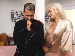 Zadok, Blondína, Kuřba, Podpätky, Výprask, Prirodzené prsia, Pička, Kozičky