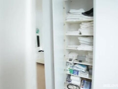 Duże cycki, Brunetka, Twarzowy, Fetysz, Palcówka, Fetysz stóp, Punkt widzenia, Nastolatki