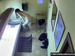 Leie, Braunhaarige, Öffentlich, Muschi, Realität, Rasiert, Solo, Spanner