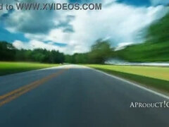 Fetisj, Buiten, Klein, Pissen, Openbaar, Spuiten, Tieten likken, Toilet