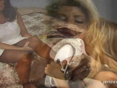 Culo, Culo grande, Morena, Loco, Fetiche de pies, Lesbiana, Madres para coger, Tetas